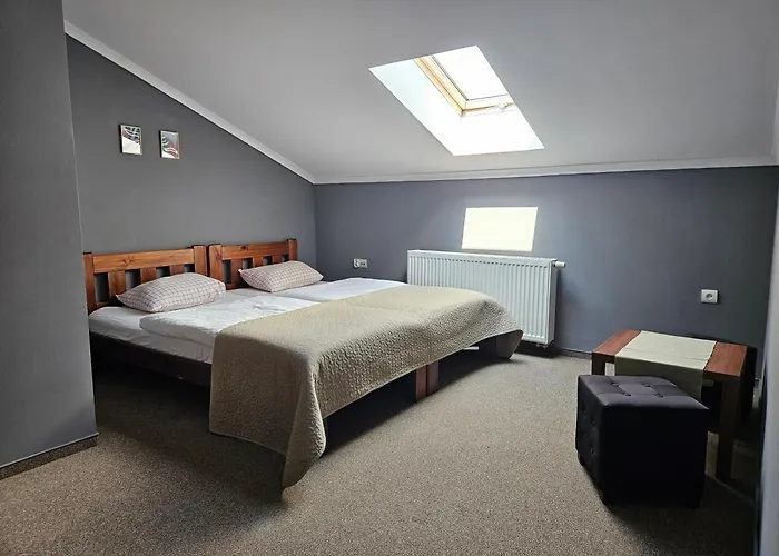 Guest house Trojak 3*